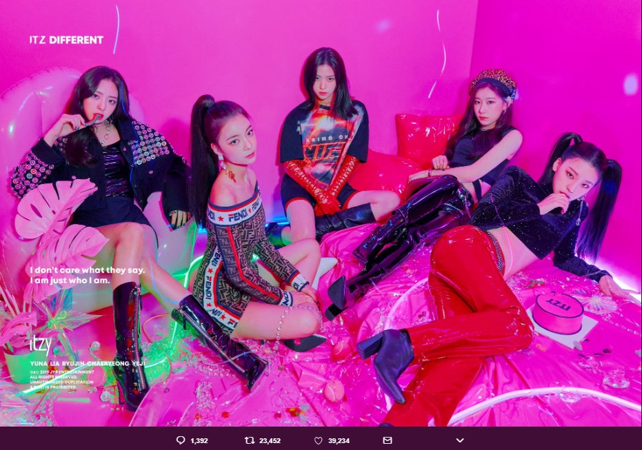 TWICE妹分“ITZY”、グループ名の意味は？デビュー曲も明らかに