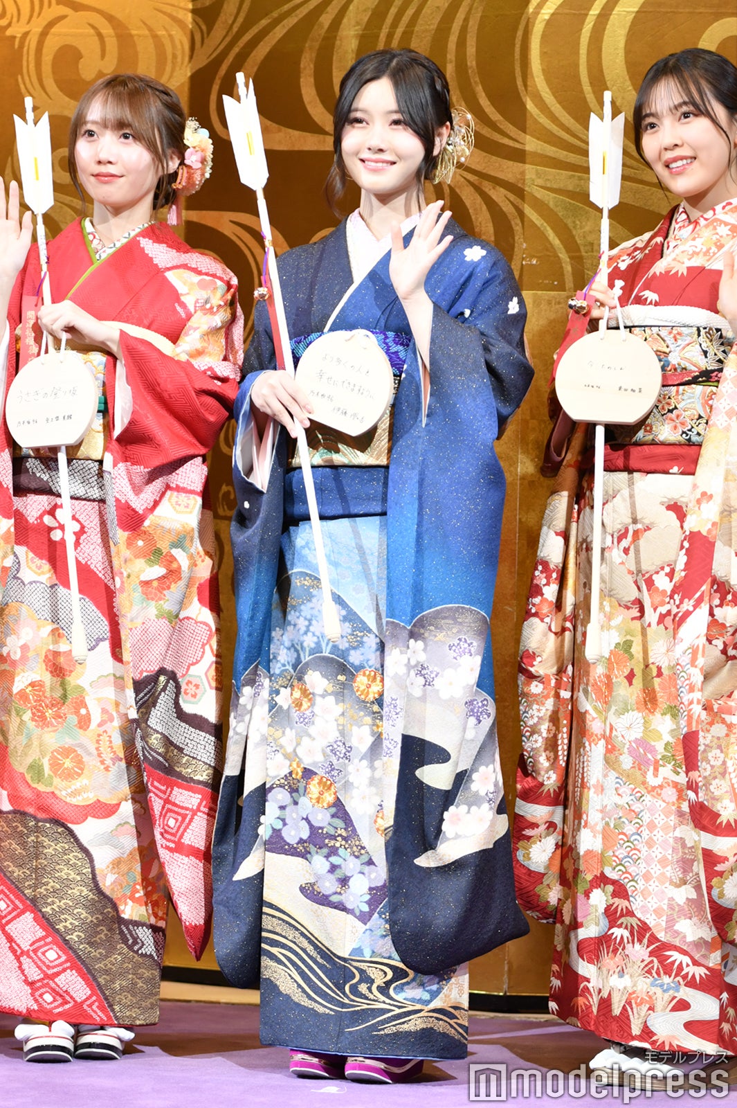 矢久保美緒、伊藤理々杏、柴田柚菜（C）モデルプレス