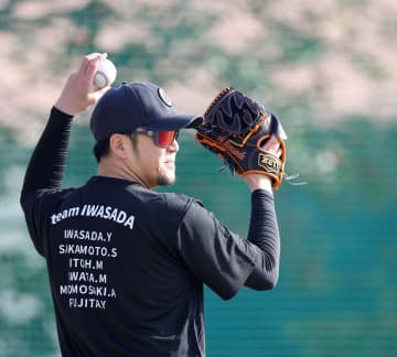 チーム岩貞が福岡県内で自主トレを公開 「練習日をちょっと増やしてやっています」 坂本や伊藤将、百崎、DeNAの岩田も参加