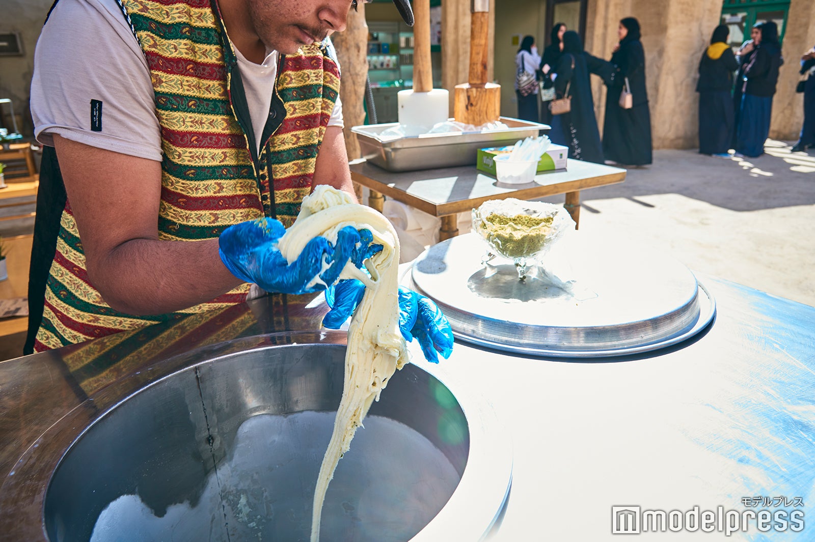 パフォーマンスも楽しいトルコアイス（C）モデルプレス