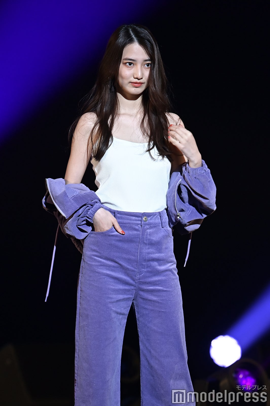 （C）モデルプレス