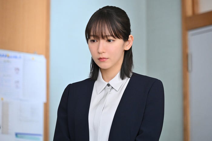 吉岡里帆「御上先生」(C)TBS