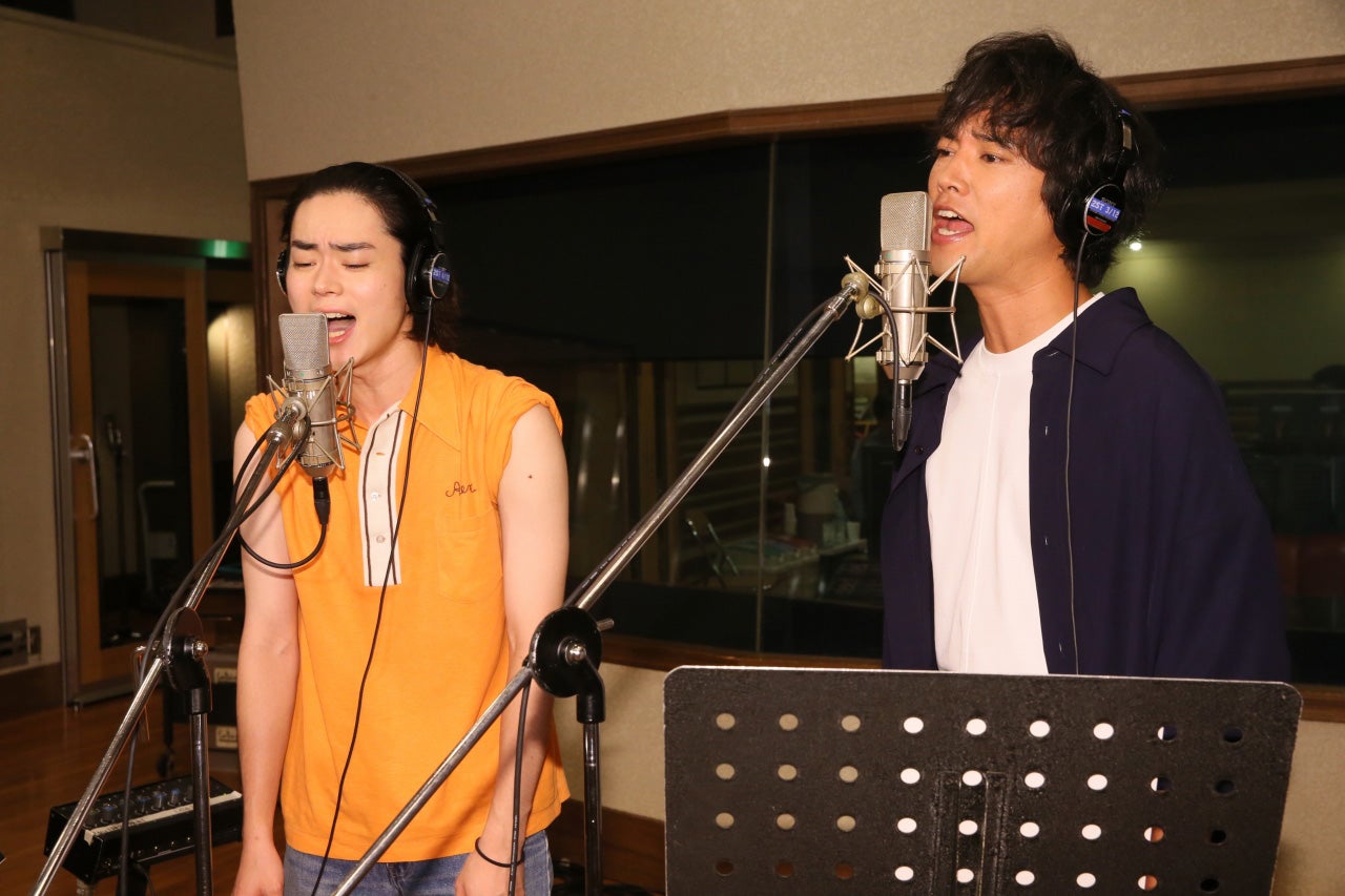 菅田将暉、桐谷健太（C）2017「火花」製作委員会