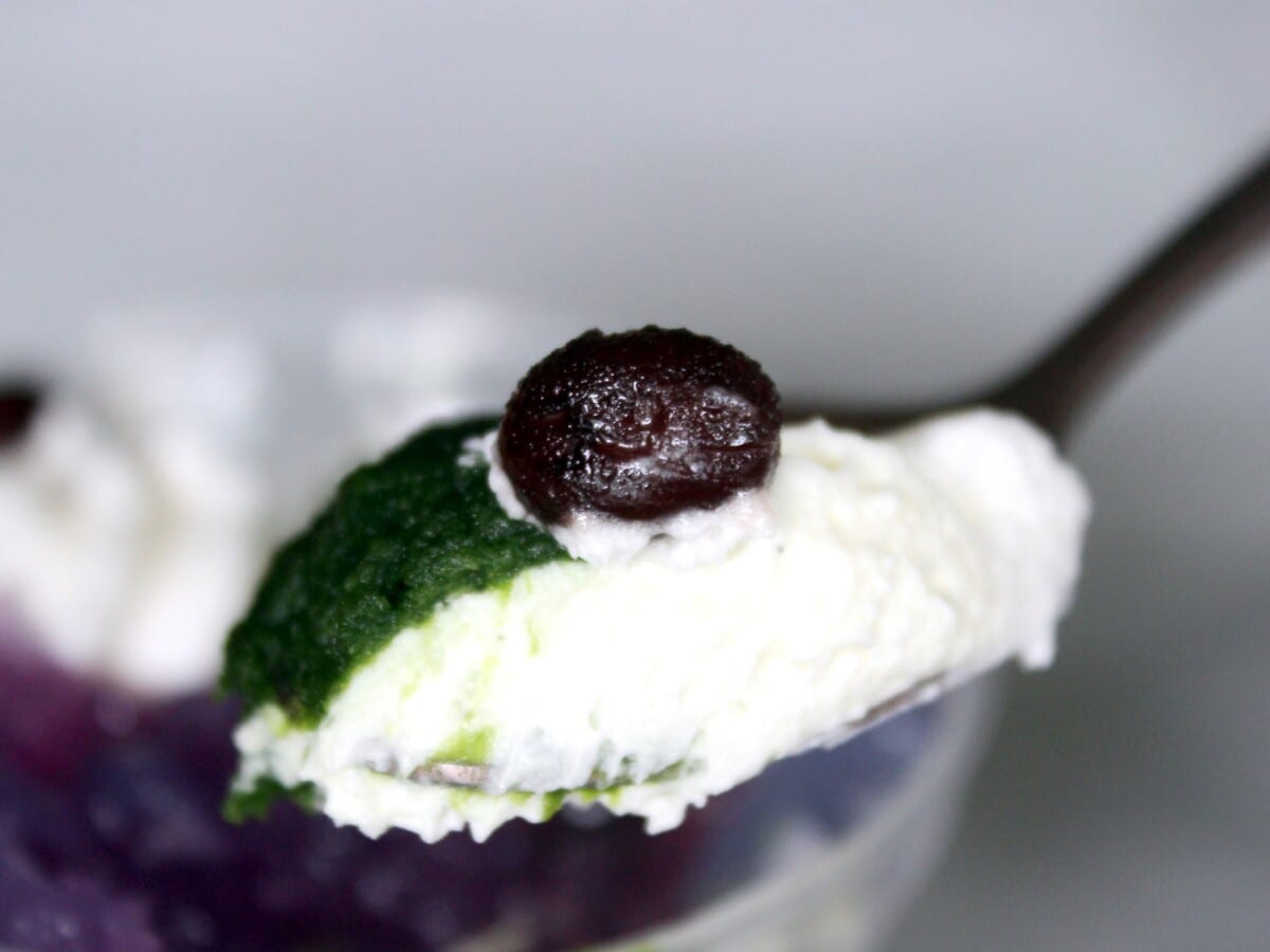 ほろ苦さのある葛ゼリーは、抹茶あんやかのこ豆との相性も抜群