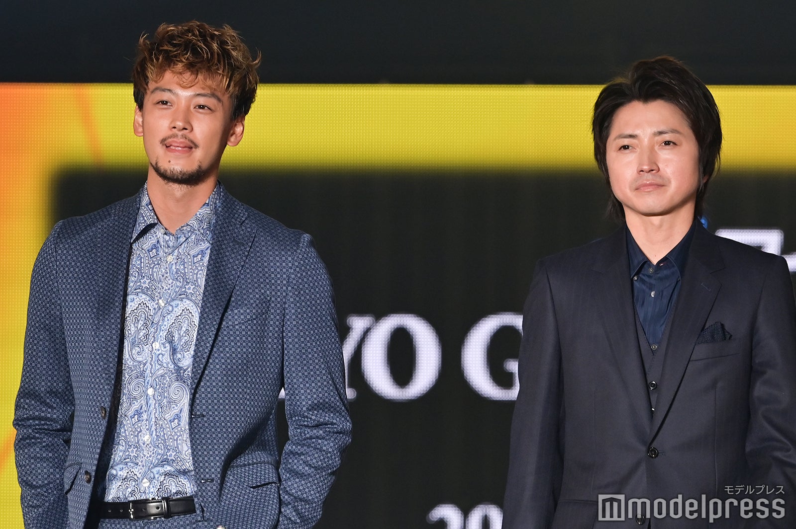 竹内涼真＆藤原竜也（C）モデルプレス