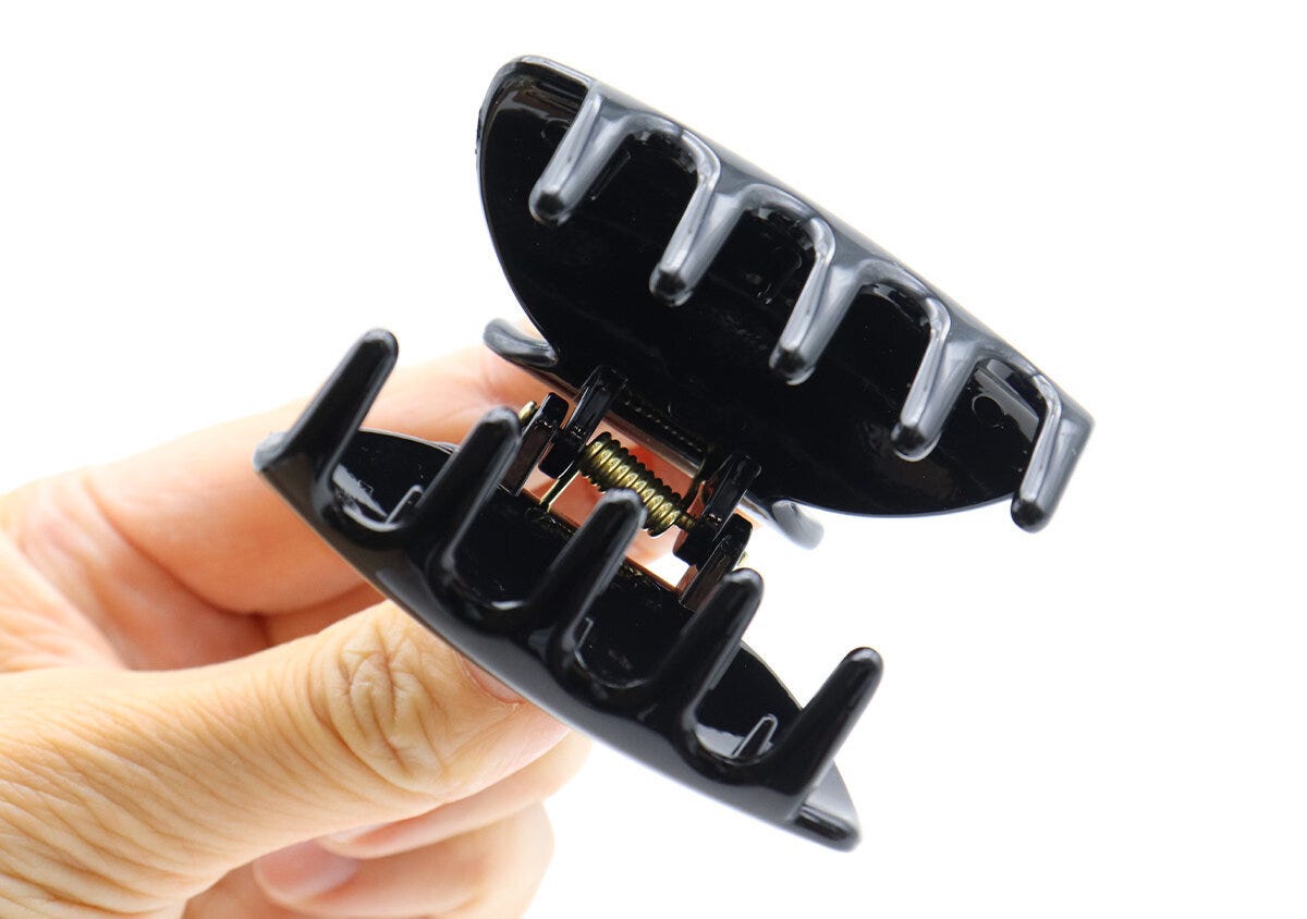 宝島社雑誌付録ＧＬＯＷ3月号のアクアスキュータムのヘアクリップ2