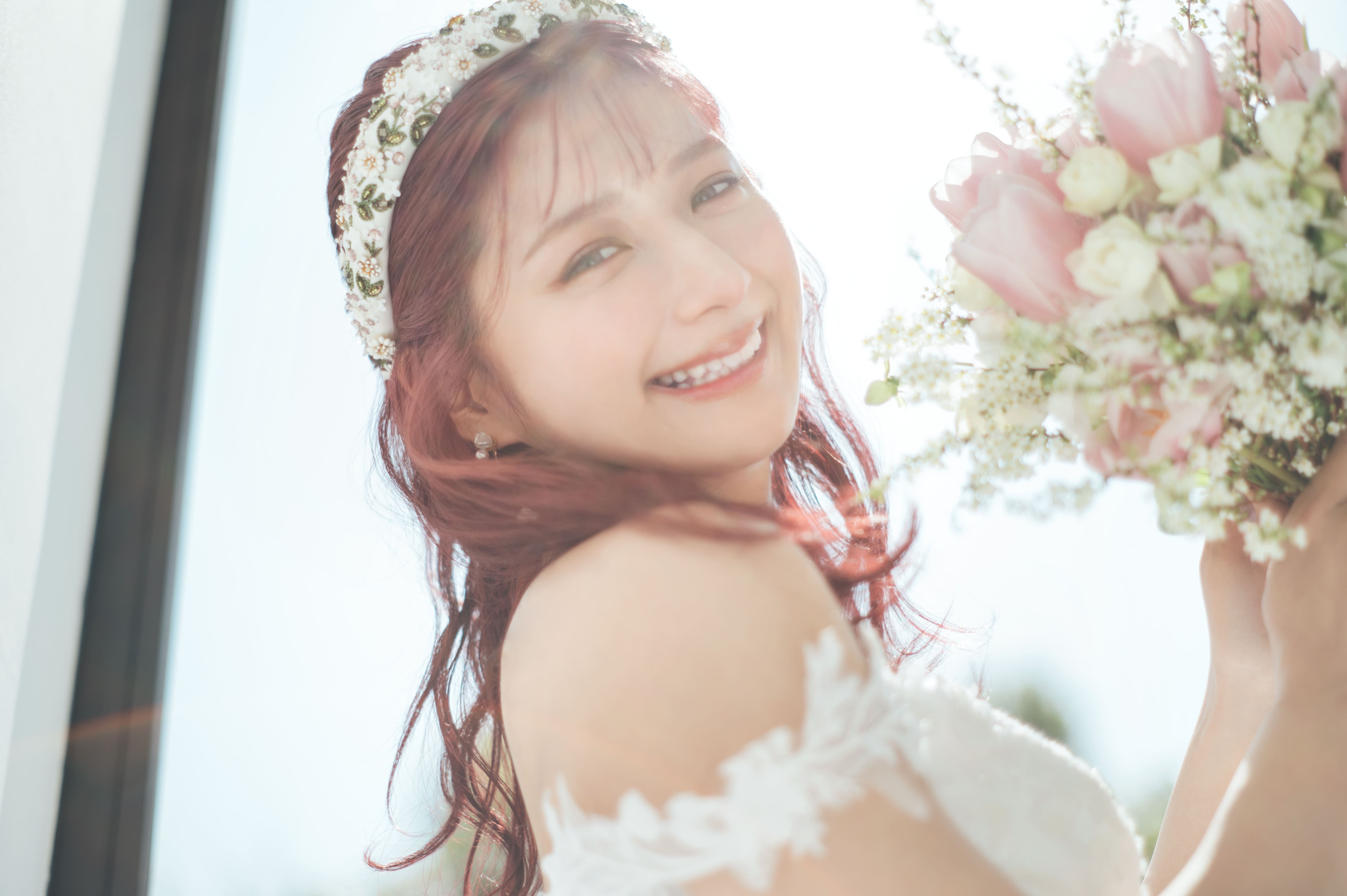 しなこ、“イメージがらり”人生初の花嫁姿披露 理想の結婚式も語る