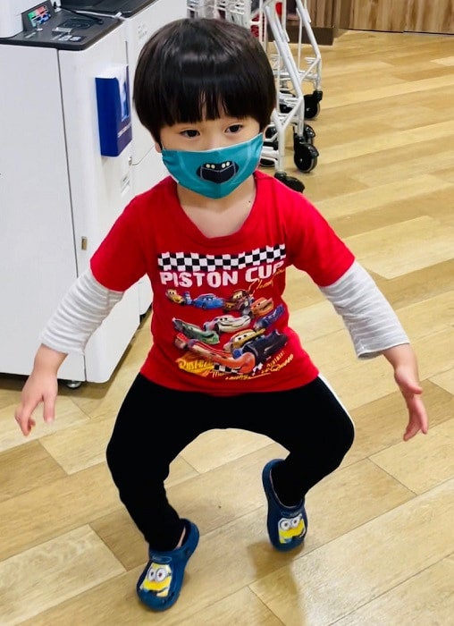 布川敏和 初孫の記念フォトを公開 天使 可愛い の声 モデルプレス