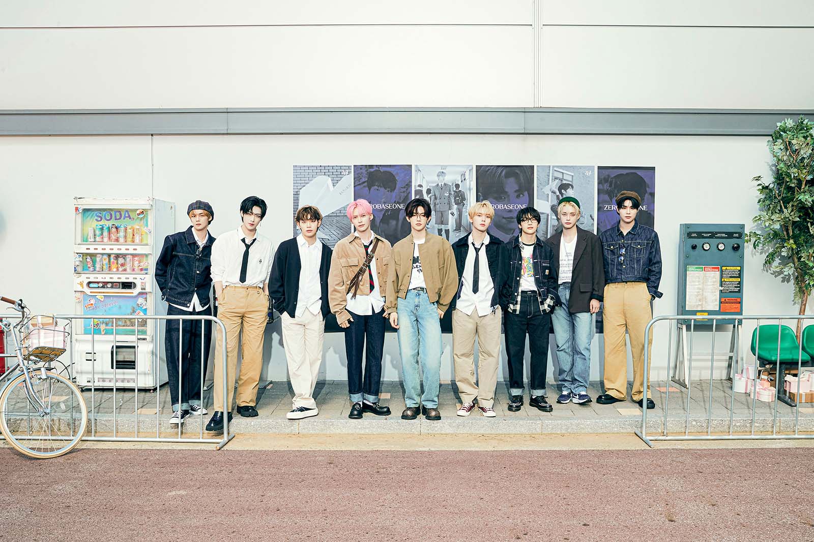 ZEROBASEONE（提供写真）