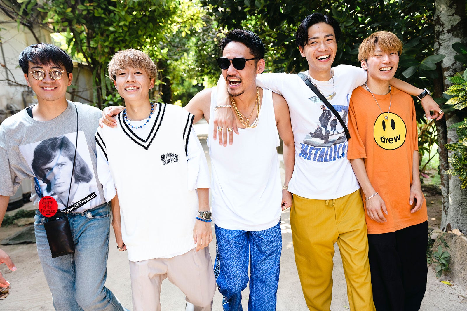 コムドット初写真集より／撮影：217..NINA／講談社