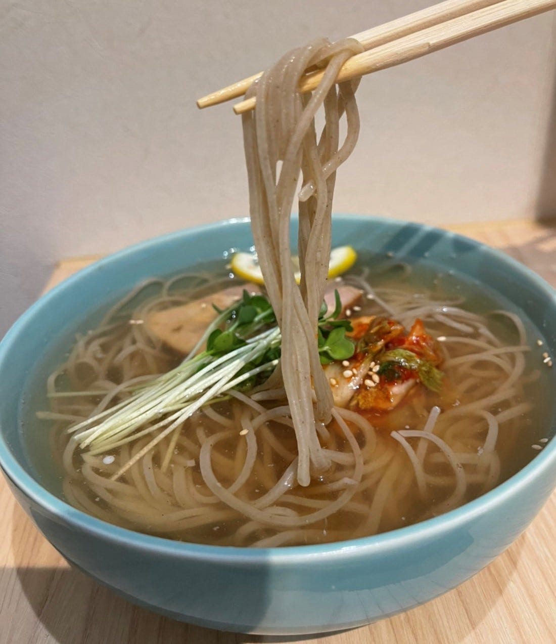 自家製手打ちそば冷麺風