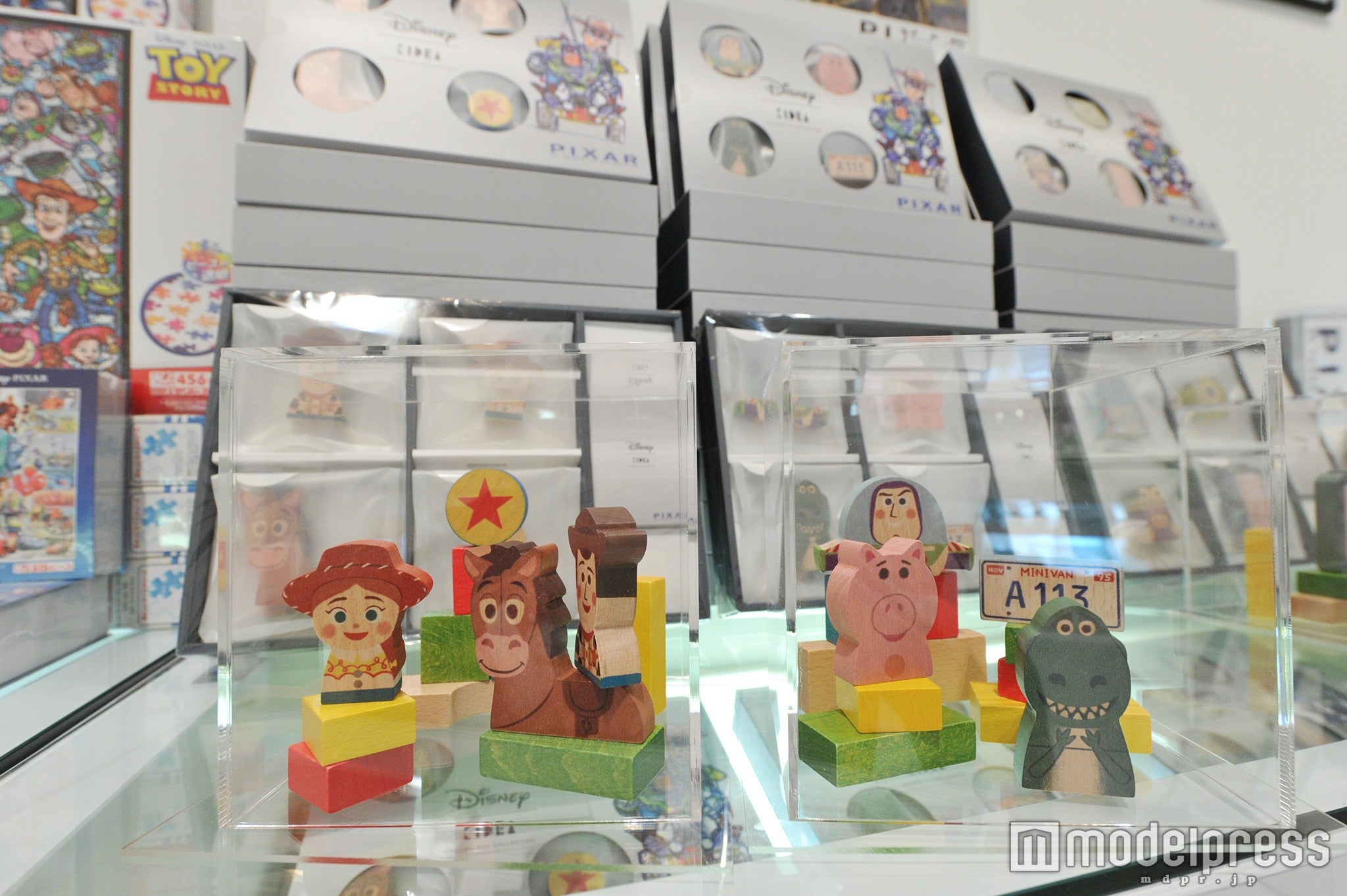 木製玩具Disney！KIDEA　1セット4860円（税込）（C）Disney／Pixar