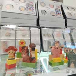 木製玩具Disney！KIDEA　1セット4860円（税込）（C）Disney／Pixar