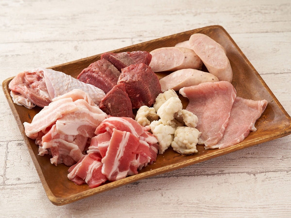 人数分を大皿で提供する「ファーストプレート」（画像はイメージ、提供画像）