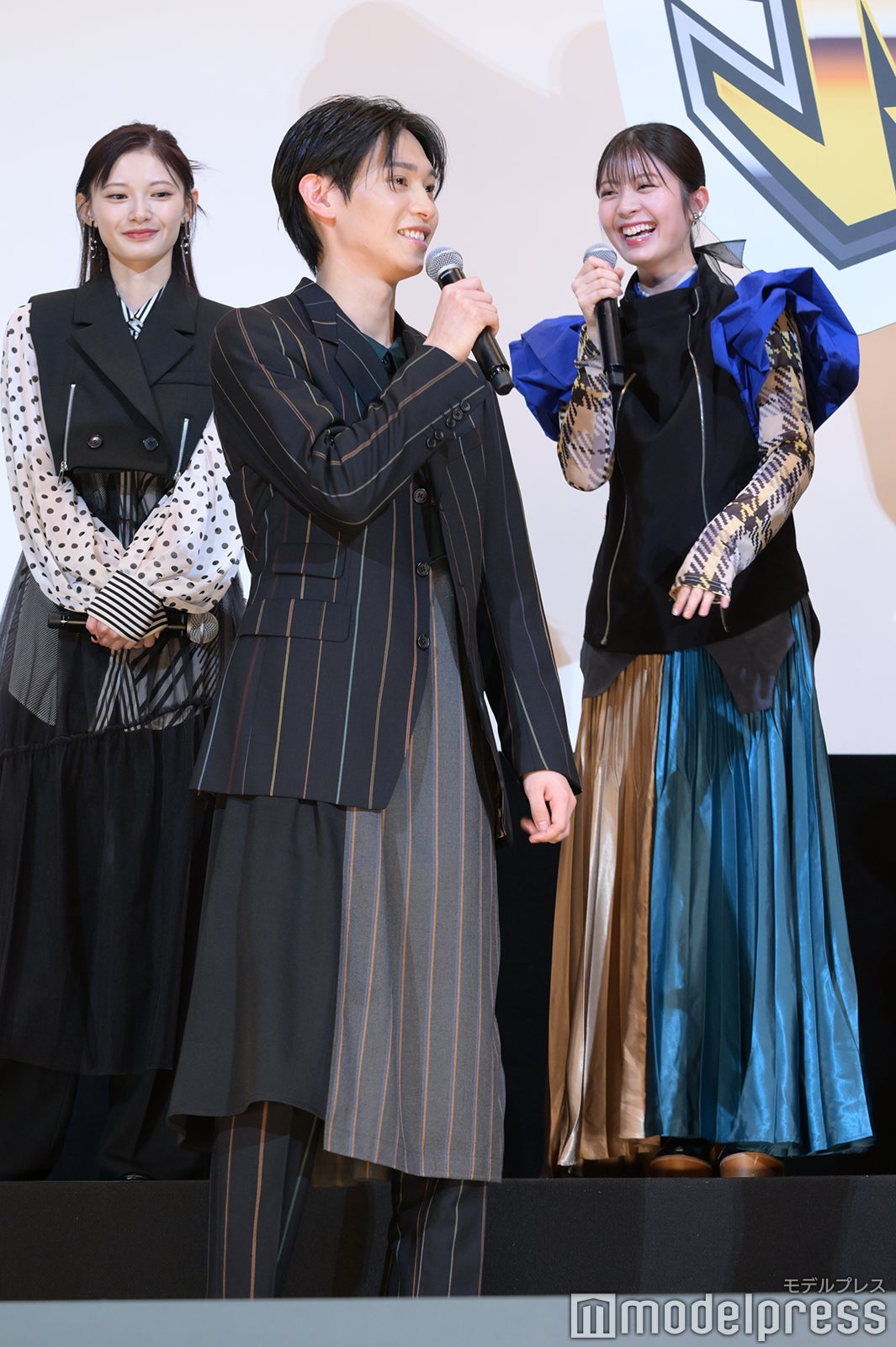 （左から）青島心、佐藤瑠雅、星乃夢奈（C）モデルプレス