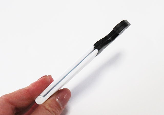 ダイソー ペラッペラだけど力持ち 惜しい所が見当たらない 完璧すぎるアレ用スタンド モデルプレス ダイソー ペラッペラだけど力持ち 惜しい所が見当たらない 完璧すぎるアレ用スタンド モデルプレス