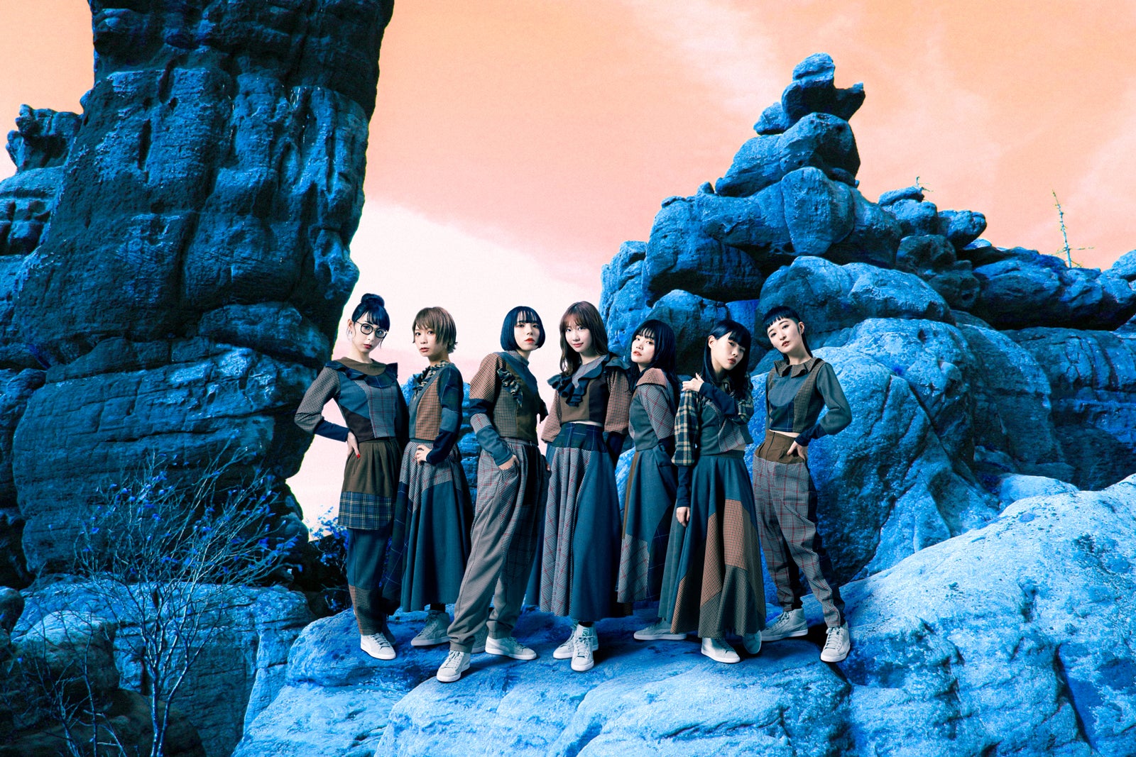 BiSH、柏木由紀／アーティスト写真 （提供写真）