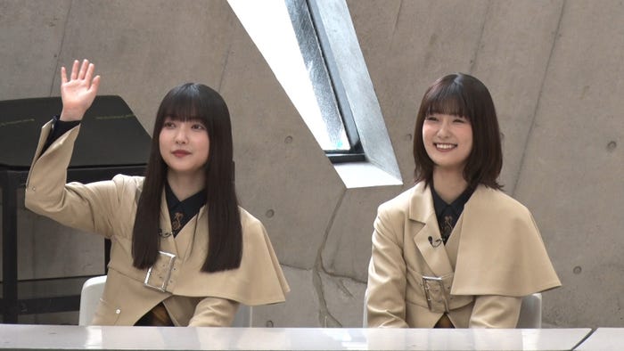 (左から)大園玲、井上梨名(C)テレビ朝日