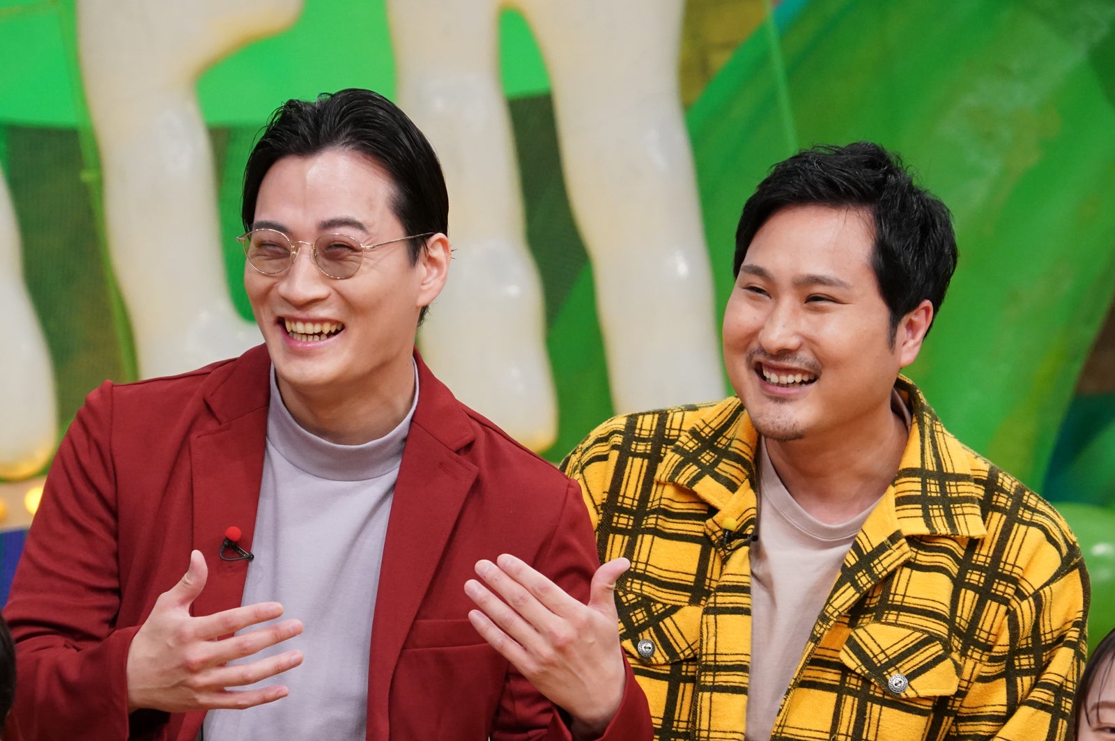 きつね（左から）大津広次、淡路幸誠（C）日本テレビ