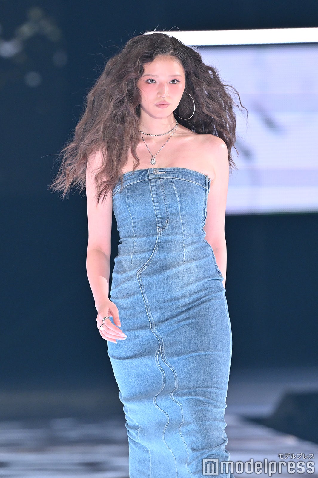 （C）モデルプレス