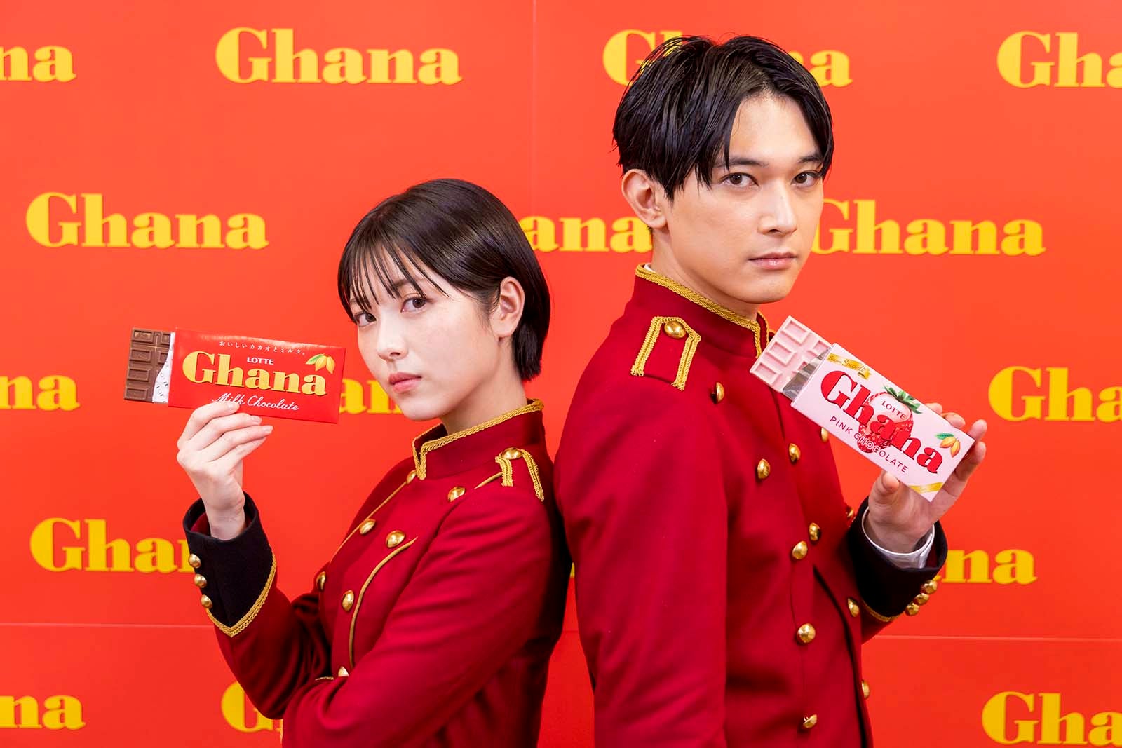 浜辺美波、吉沢亮／メイキング（提供写真）