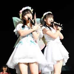 11枚目のシングルでWセンターに抜擢された田中美久、矢吹奈子「HKT48春のアリーナツアー2018～これが博多のやり方だ！～」／さいたまスーパーアリーナ（C）AKS