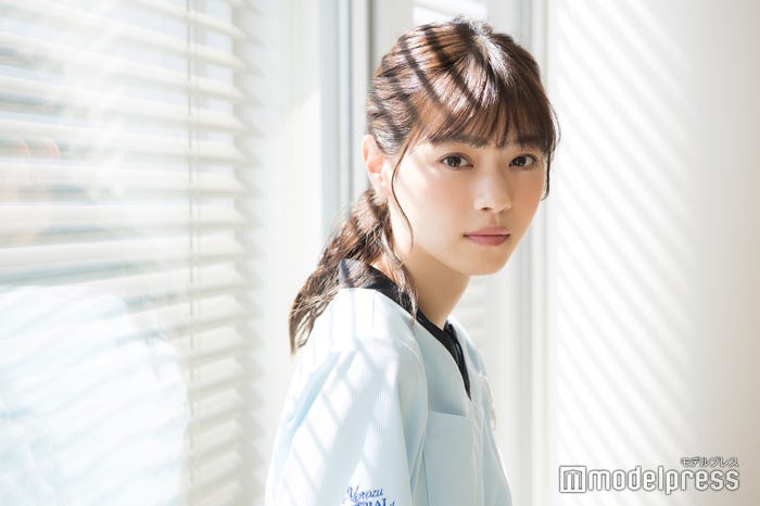 西野七瀬(C)モデルプレス