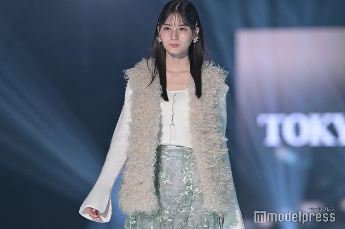 小坂菜緒(C)モデルプレス