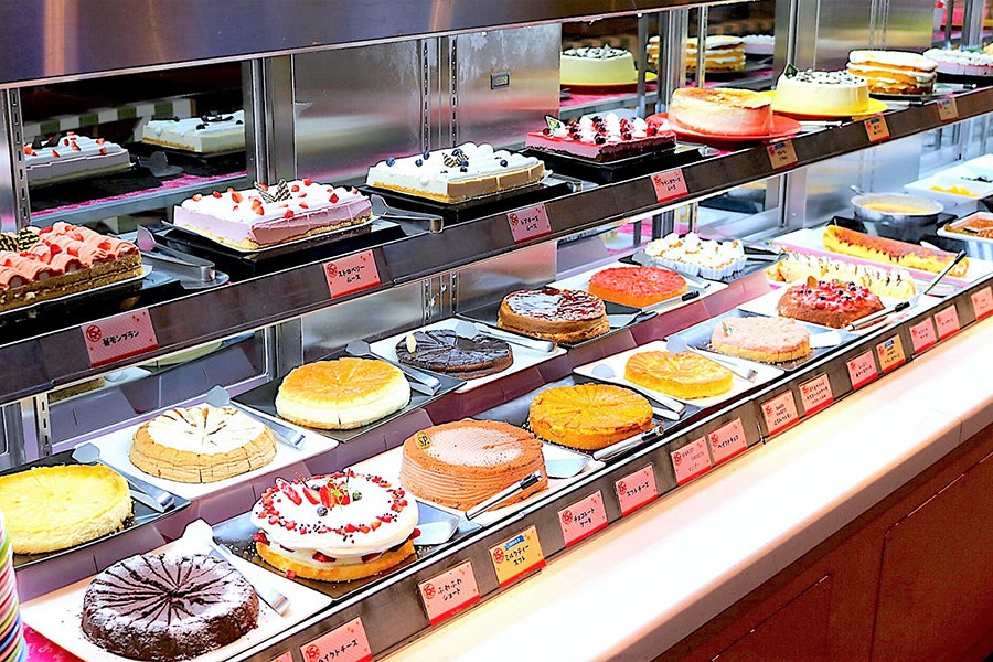 スイーツパラダイス 新宿東口店 ショーケース