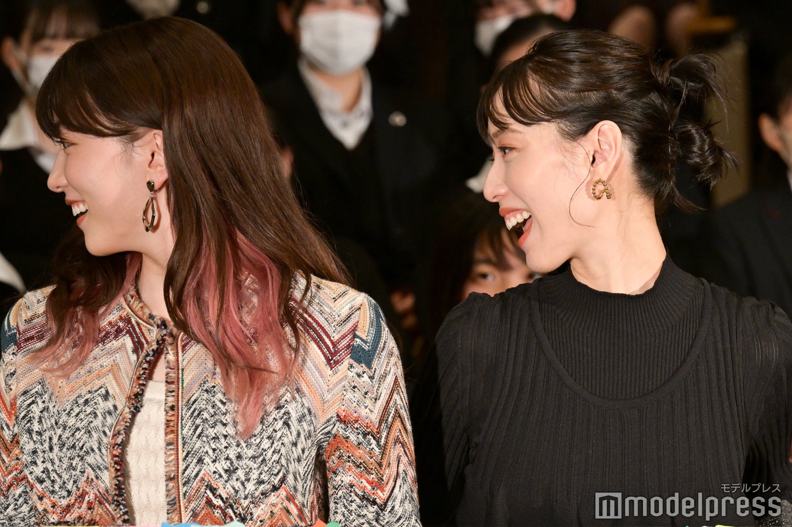 戸田恵梨香、永野芽郁 （C）モデルプレス