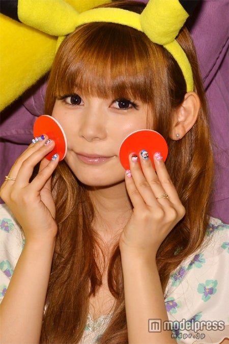 初日舞台挨拶に出席した中川翔子