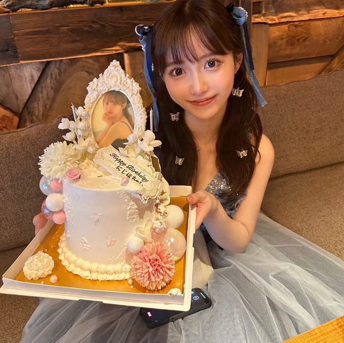 「FABRIC LOUNGE TOKYO」にじほInstagramより