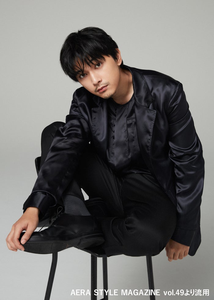 吉沢亮 ヒゲ姿で登場 毎回緊張で吐きそう 初ミュージカルへの思い 俳優業を語る モデルプレス 吉沢亮 ヒゲ姿で登場 毎回緊張で吐きそう 初ミュージカルへの思い 俳優業を語る モデルプレス