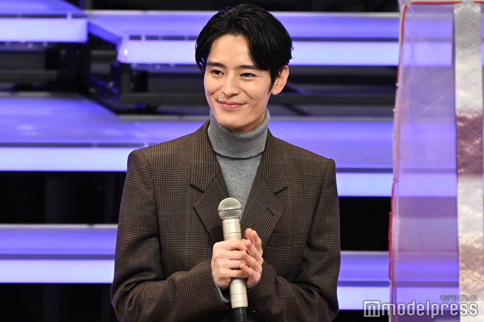 観客から告白を受ける塩野瑛久（C）モデルプレス