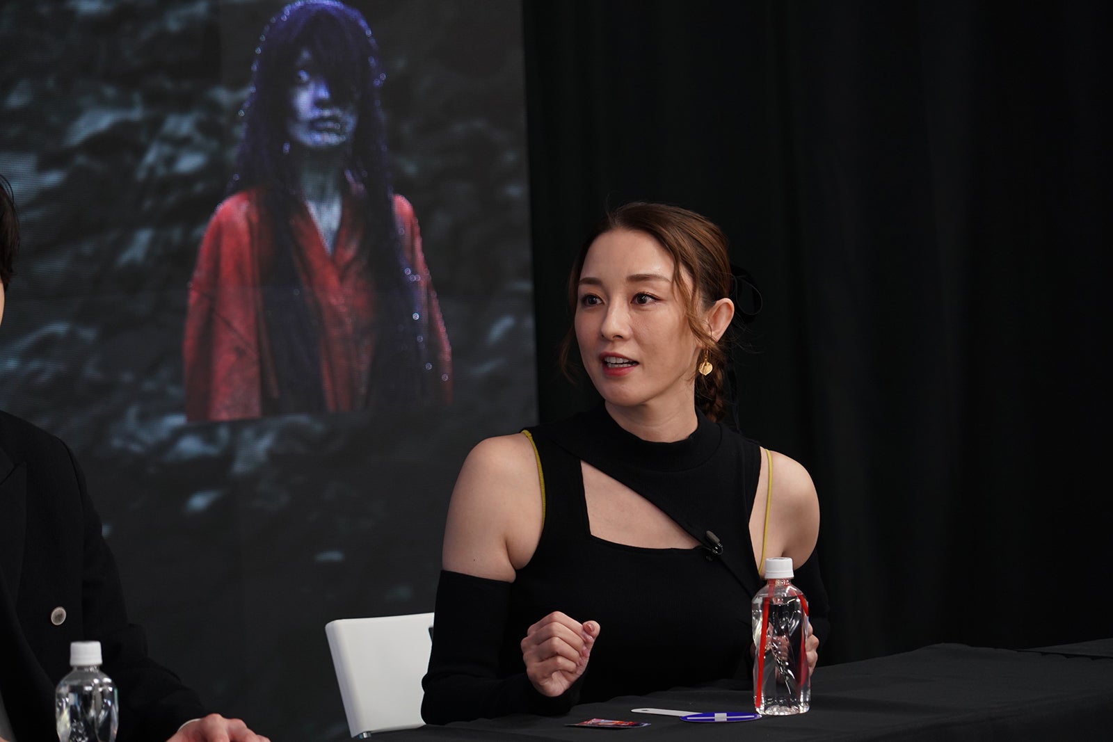 伊藤歩（C）2023「忌怪島／きかいじま」製作委員会