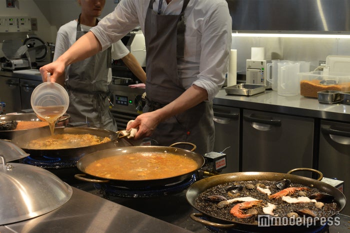 XIRINGUITO Escriba（C）モデルプレス