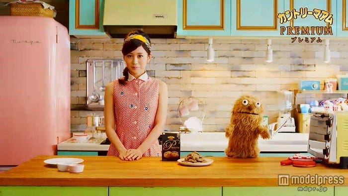 関西弁の謎のキャラクター「プーくん」とタッグ