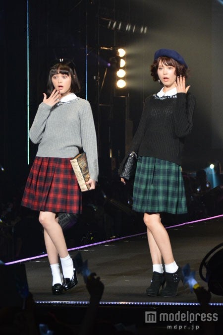 “やぎたま”八木アリサ＆玉城ティナ、キュートな双子コーデに「可愛い」の歓声