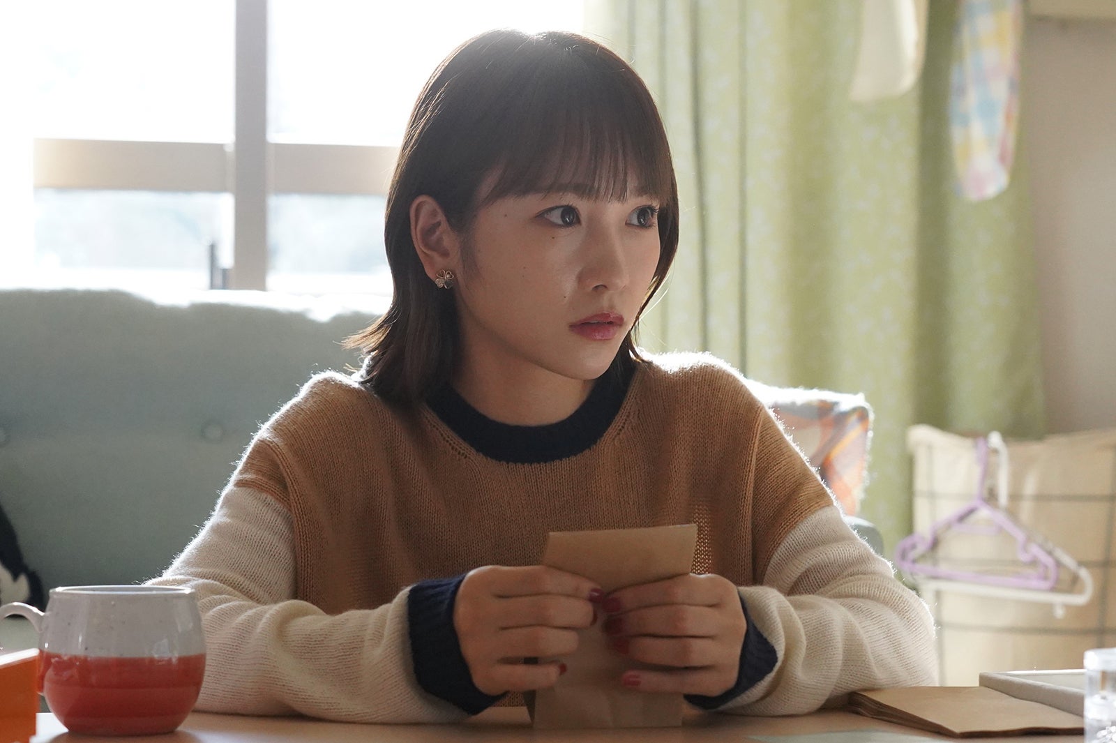 川栄李奈／「親愛なる僕へ殺意をこめて」第5話より（C）フジテレビ