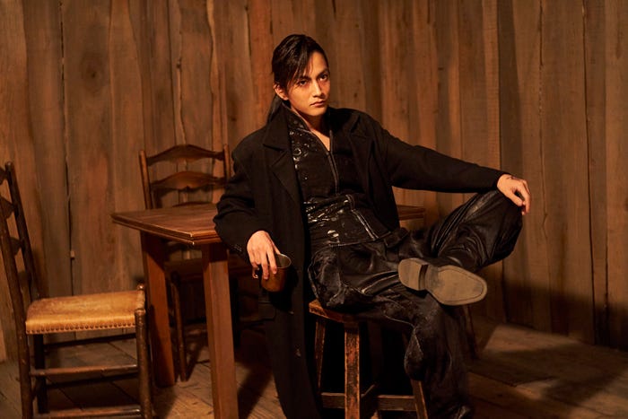 渡邊圭祐(C)2022 映画「鋼の錬金術師2&3」製作委員