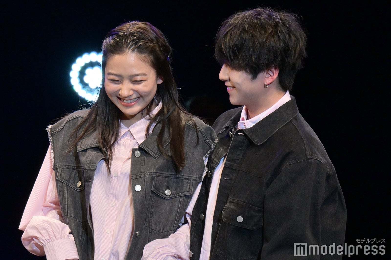 みとゆな、岡田蓮（C）モデルプレス