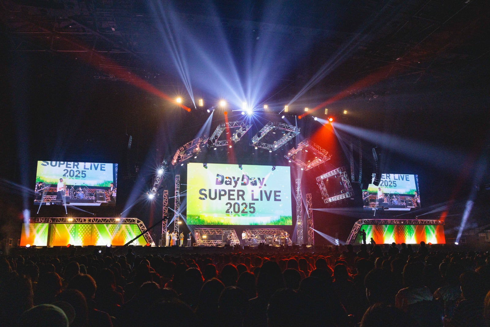 Za SAVAGE（C）ハタサトシ／高田梓／ヨシモリユウナ