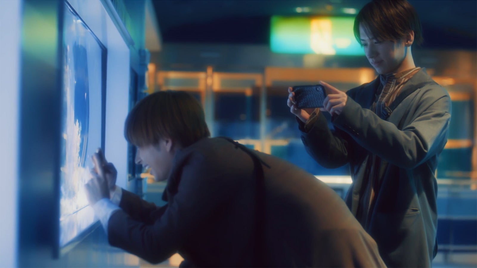 曽田陵介、佐藤友祐 （C）「不幸くんはキスするしかない！」製作委員会・MBS