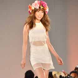 くみっきー／ファッションイベント「ハワイアン・メイ！コレクション 2014」より