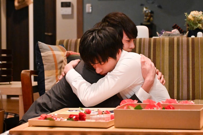 林遣都、田中圭「おっさんずラブ-リターンズ-」第6話(C)テレビ朝日