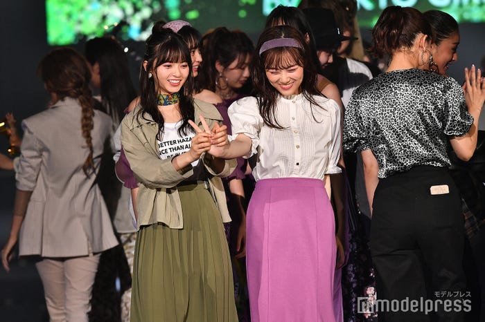 齋藤飛鳥、山下美月/フィナーレ(C)モデルプレス