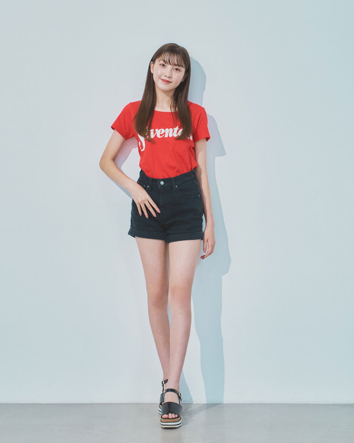 美月　上坂樹里　サイン色紙 Gt4V7tKaQAAIMda.jpg