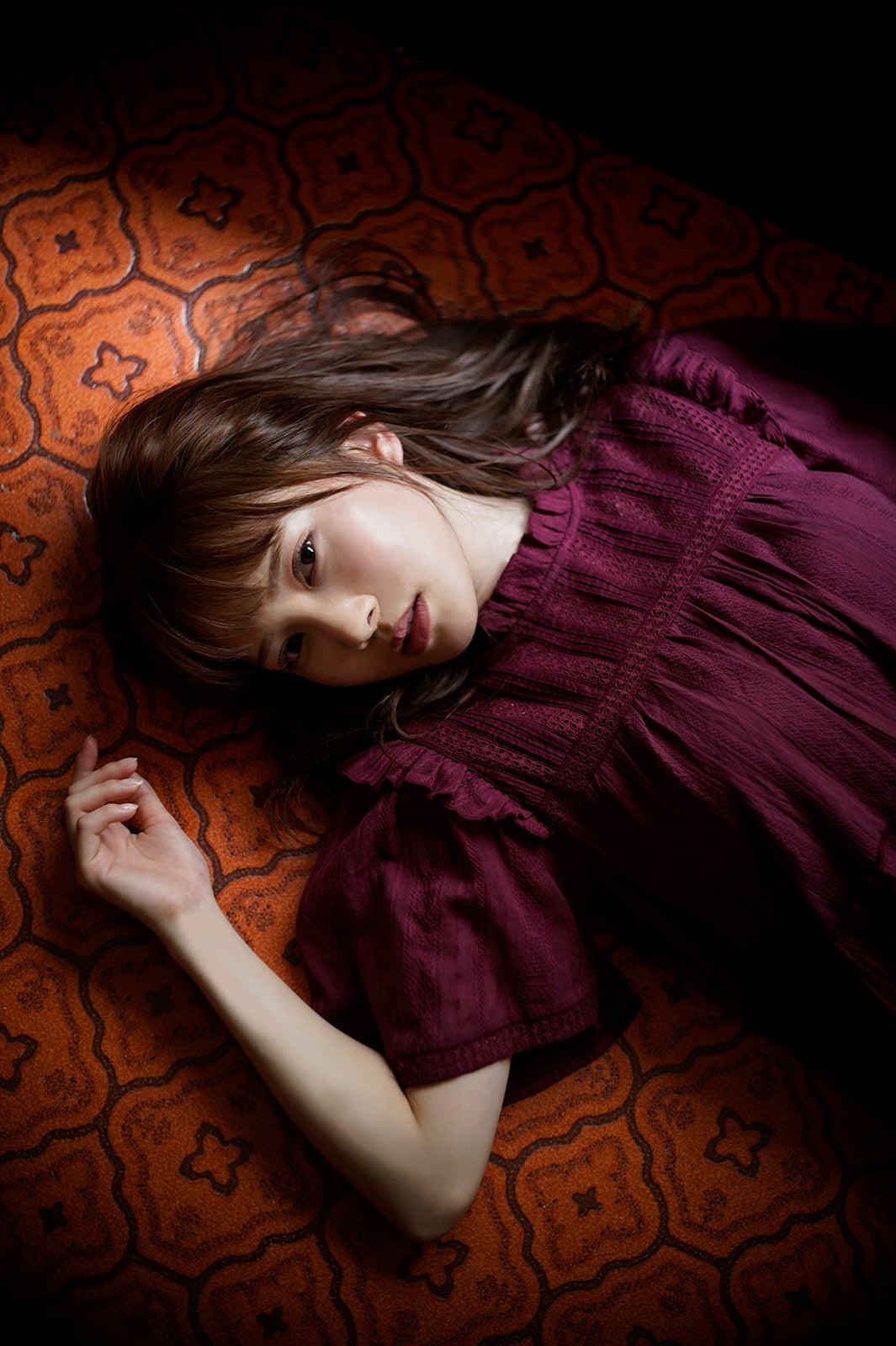 日向坂46加藤史帆、大人オーラ全開のしなやか美貌で魅了