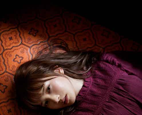 日向坂46加藤史帆、大人オーラ全開のしなやか美貌で魅了