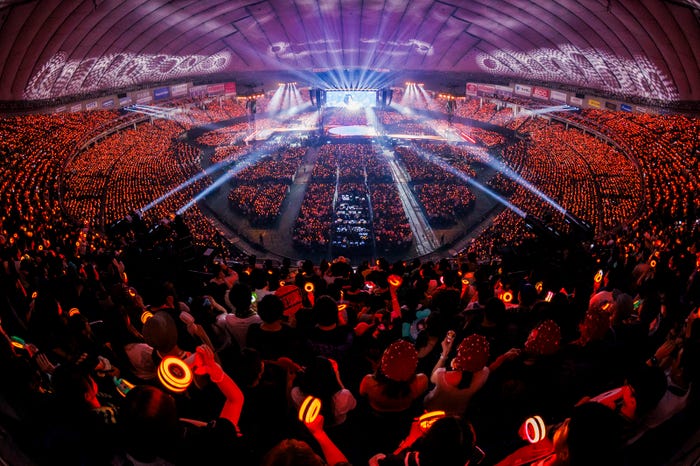 TWICE/撮影:田中聖太郎写真事務所